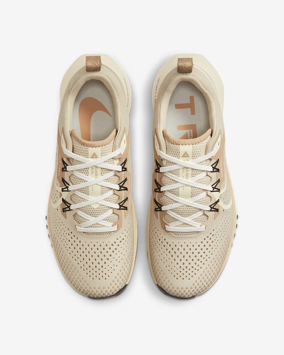 Nike running beige best sale